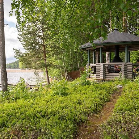 Hotel Kujanpaeae | Paajoen Vuokramoekit Himos Esterno foto