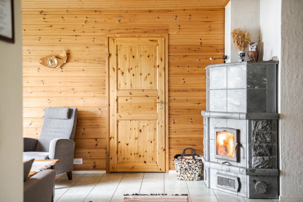 Hotel Kujanpaeae | Paajoen Vuokramoekit Himos Esterno foto