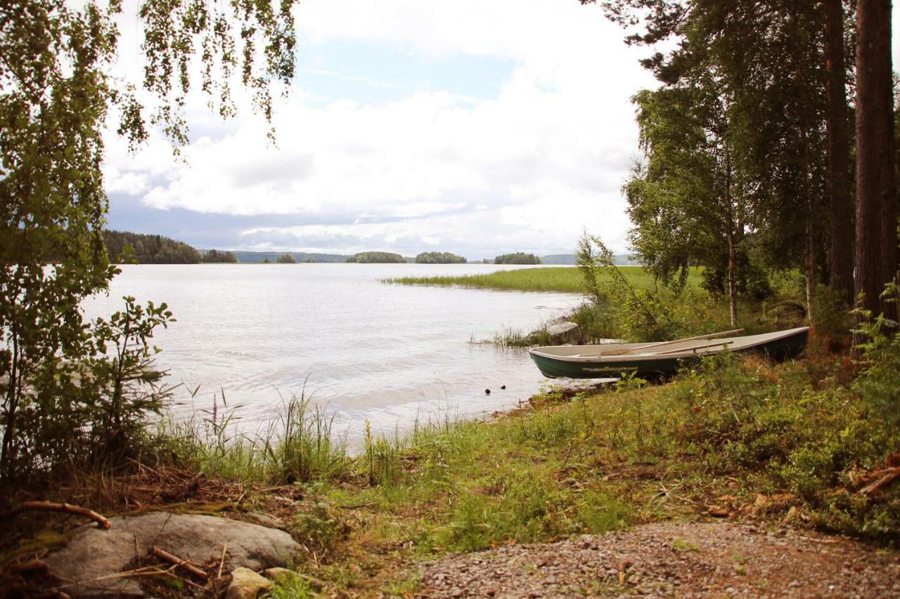 Hotel Kujanpaeae | Paajoen Vuokramoekit Himos Esterno foto
